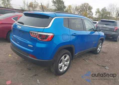 2018 Jeep Compass Latitude 4X4 z USA, uszkodzony, nr VIN 3C4NJDBB6JT202290